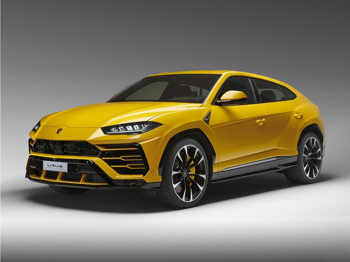 2019 Lamborghini Urus Base in White — front three-quarter view